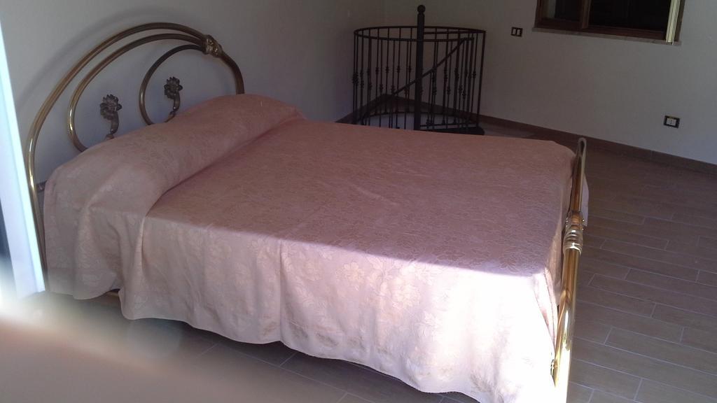 Oasi Delle Madonie Villa Scillato  Стая снимка